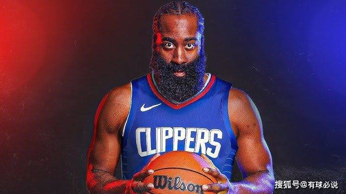 詹姆斯·哈登在NBA 2K25评分大跌，球迷愤怒声四起！你怎么看？